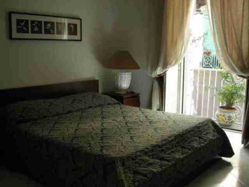 Bed&Breakfast Plebiscito Home Napoli Esterno foto